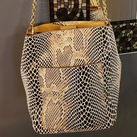 Sondra Roberts Gold and Black Snake Print Crossbody Bag - Picture 1 of 5
